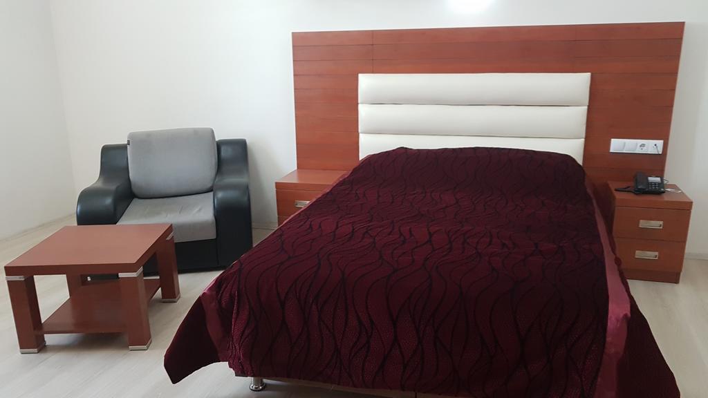 Kafkas Ari Hotel Ardahan Dış mekan fotoğraf